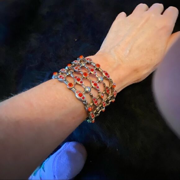 Red Metal Stretch Bracelet  - Picture 7 of 7